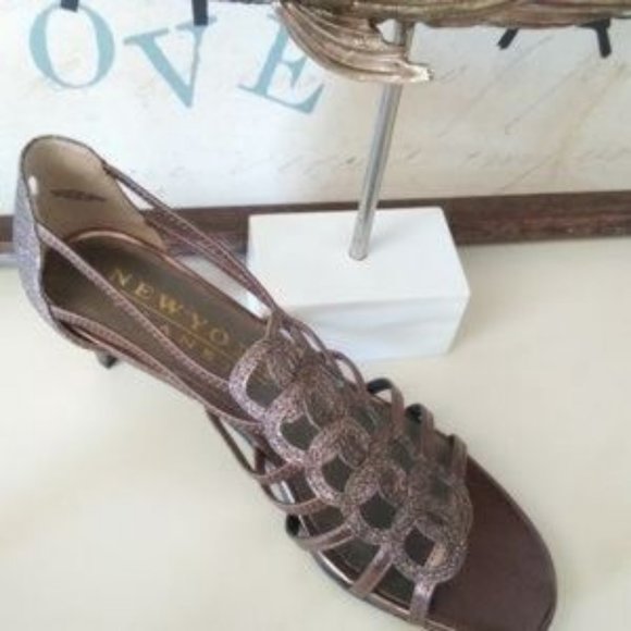 Bronze Shoes - Picture 4 of 7